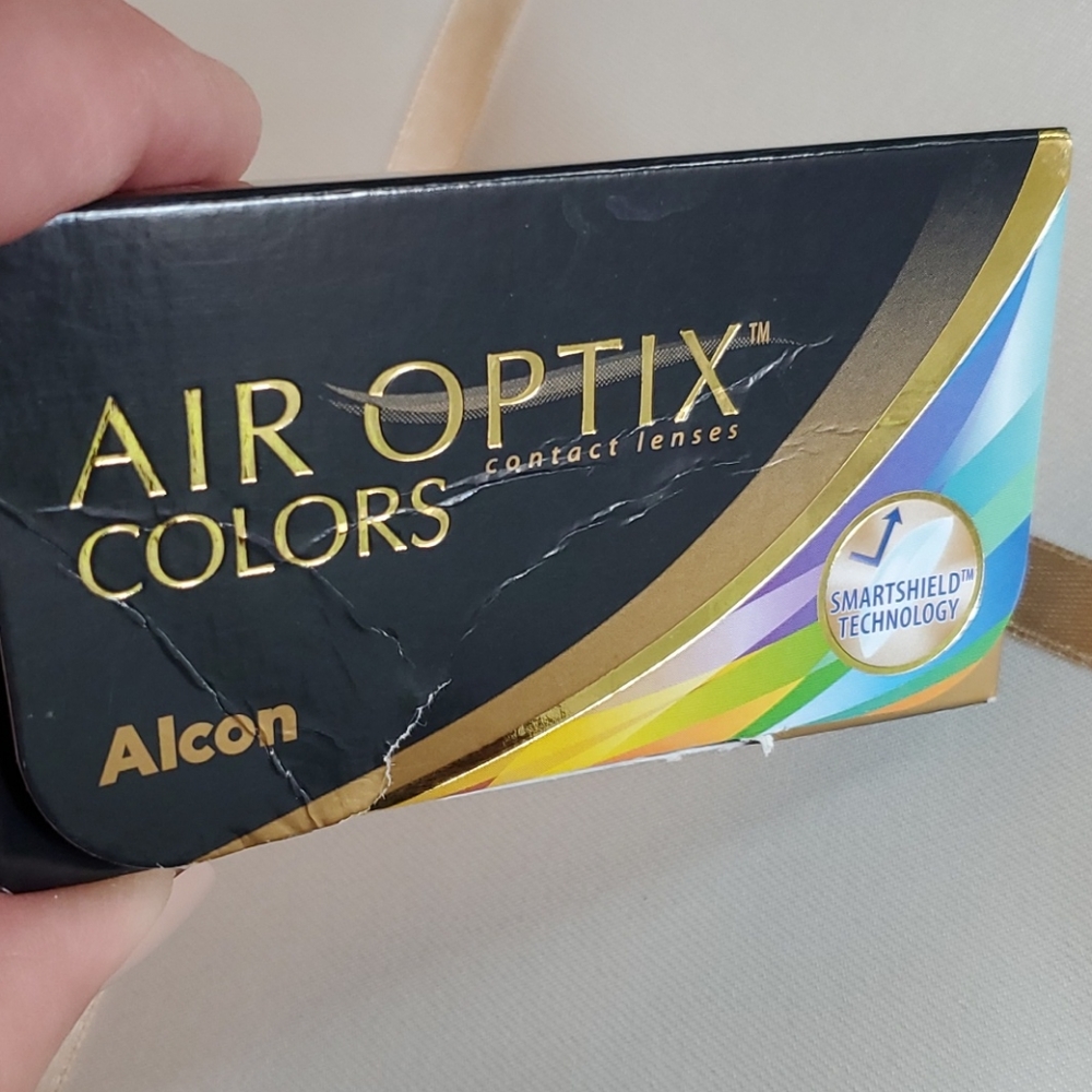 Colored lens